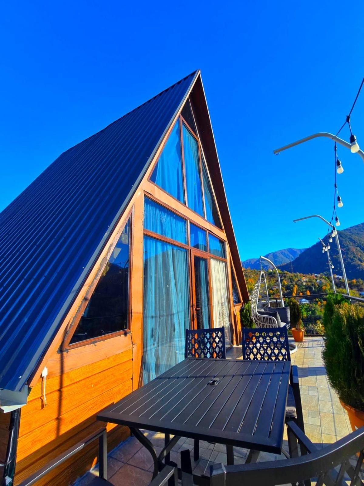 Domek alpejski Mountain Star Batumi